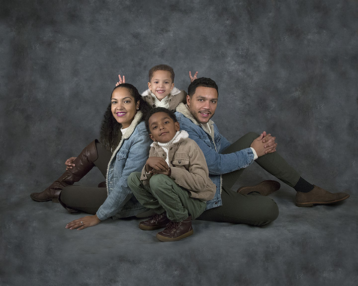 Elegant family portrait Bergen County NJ by Janet Joyner Photography